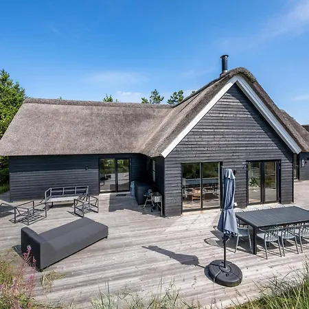 Luxury House In Henne Vakantiehuis Henne Strand